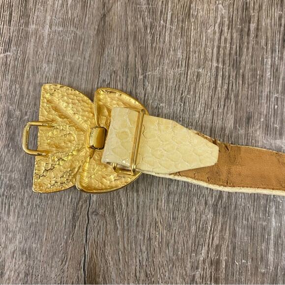 Rare Vintage Alexis Kirk Gold Fashion Belt buckle with ivory embossed leather 30 - Picture 8 of 9